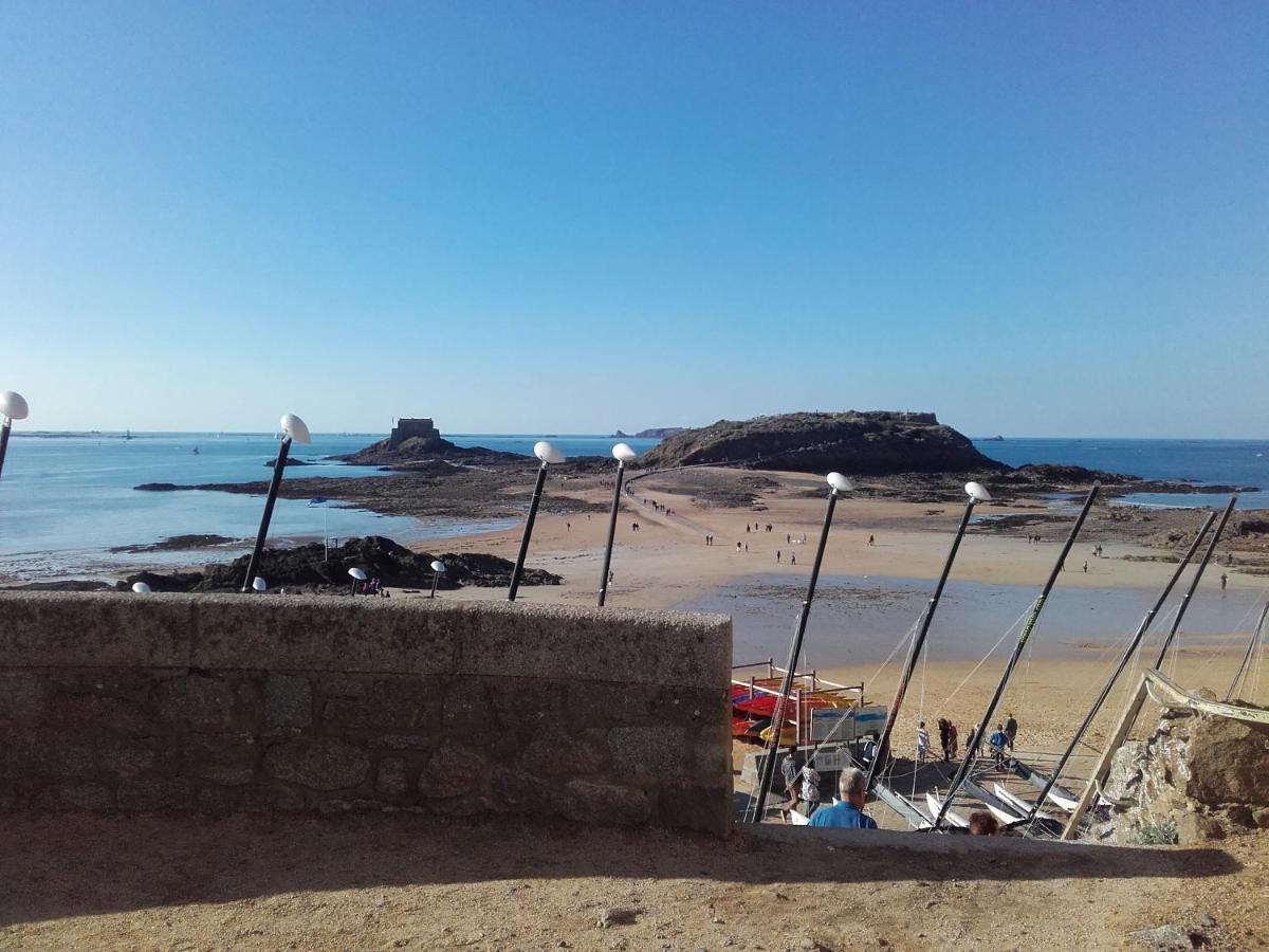 Les Bois Flottes Apartment Saint-Malo Bagian luar foto